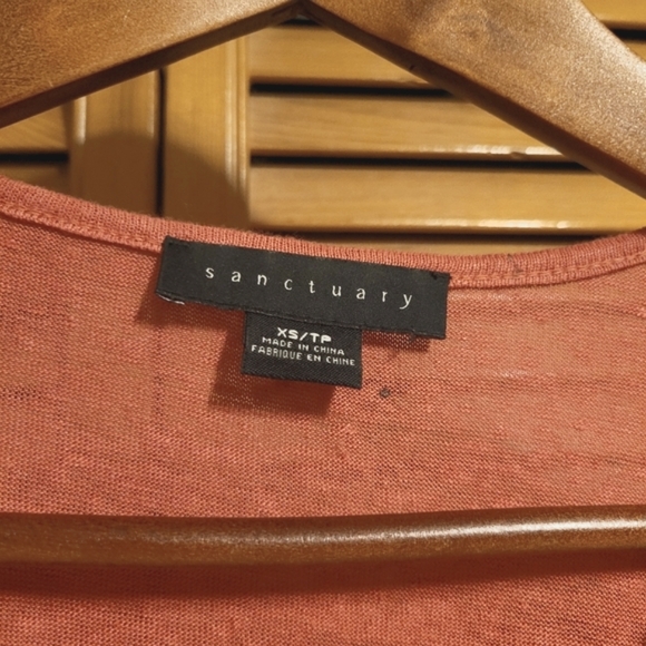 Sanctuary Pinkish Red Linen Blend Tee with Front Pocket - Picture 3 of 6